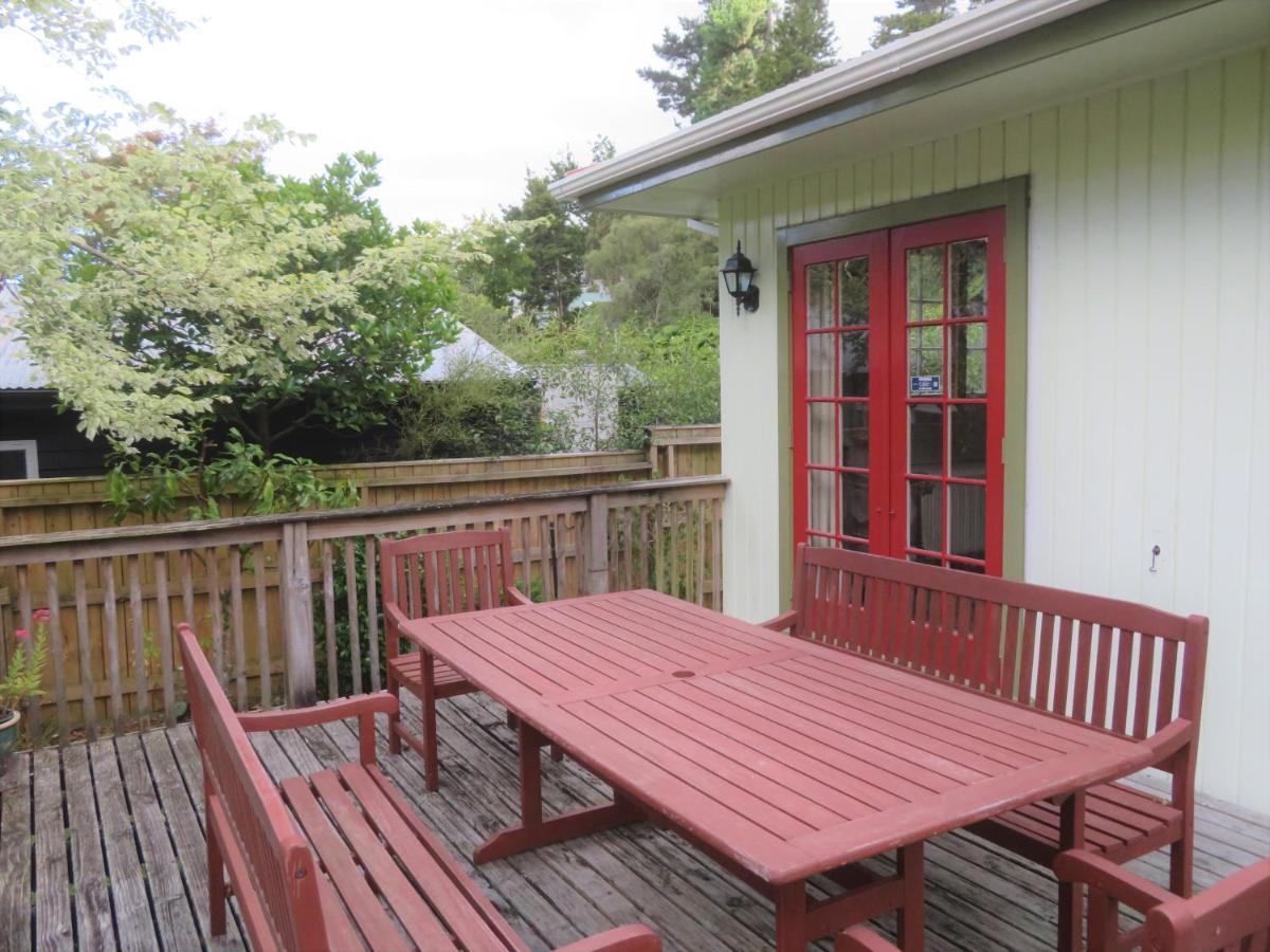 Twin Totara Cottage Upper Hutt Exterior foto