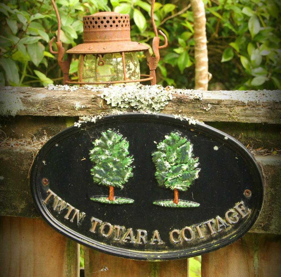 Twin Totara Cottage Upper Hutt Exterior foto